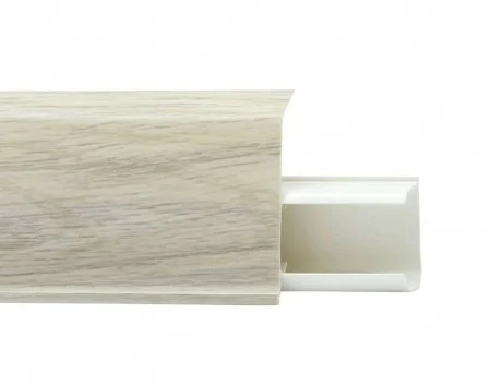 Пластиковый плинтус Royce №526 Дуб Орегон (55х23х2200мм) в Екатеринбурге