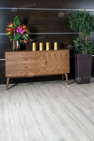 Кварц-виниловая плитка Alpine Floor Easy Line Дуб Снежный ЕСО 3-14 3 мм. 43 класс в Екатеринбурге