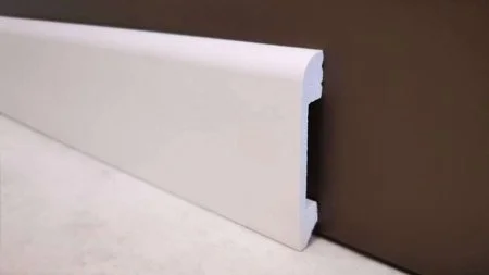 Плинтус Solid UHD 05/80 (80х13х2400 мм) в Екатеринбурге