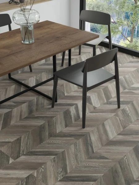 Ламинат Egger PRO 8/33 4V Large Дуб Кестинкорт Шоколад левая EPL240F4CL в Екатеринбурге