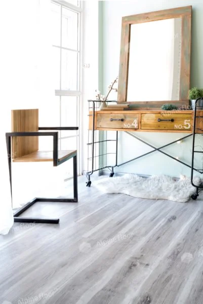 Кварц-виниловая плитка Alpine Floor Easy Line Дуб Полярный ЕСО 3-19 3 мм. 43 класс в Екатеринбурге