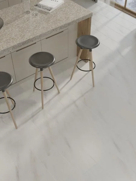 Ламинат Egger PRO 8/33 4V Large Aqua+ Мрамор Леванто белый EPL245 в Екатеринбурге